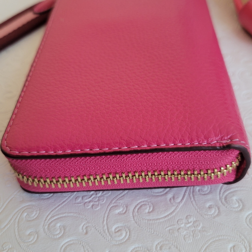 Coach Pink Accodian Wallet Wristlet - Picture 4 of 16